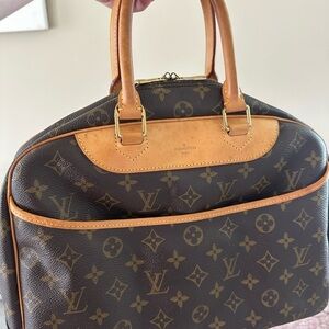 Louis Vuitton Monogram Deauville HandBag